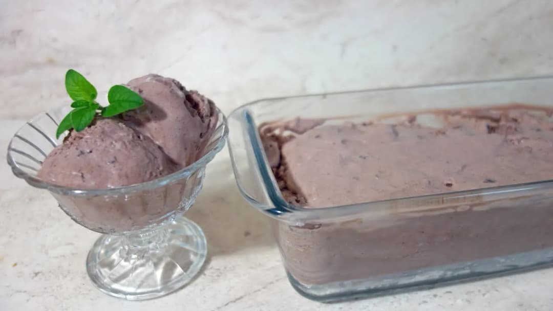 Jak zrobić lody czekoladowe w prosty sposób bez maszyny