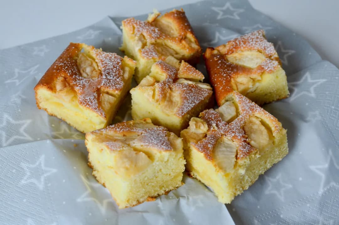Szybkie ciasto z jabłkami – łatwy przepis na pyszny deser w 30 minut
